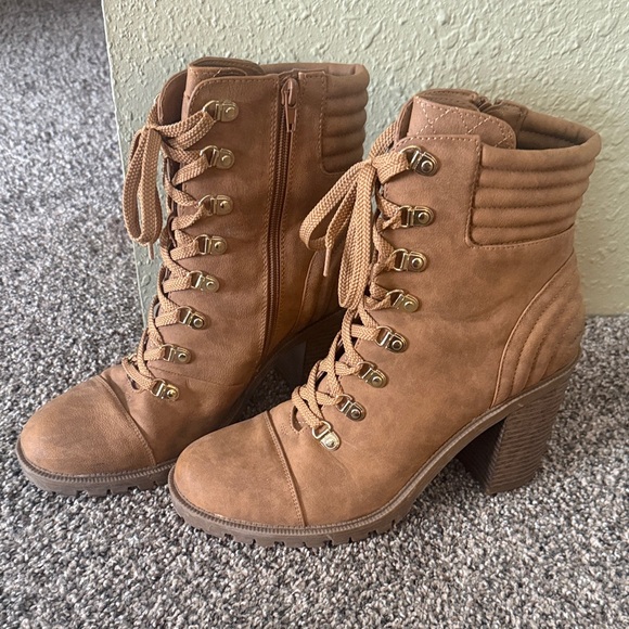 G by Guess Tan Lace-Up Ankle Boots - Picture 1 of 9